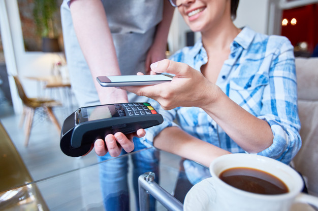 pos机消费贷款 刷卡：信用卡刷卡和消费贷款有什么区别？代理