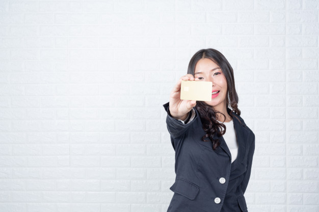 为什么满大街经常见推销POS机的人，销售pos机违法吗？代理