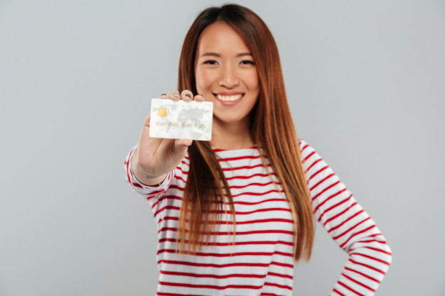 拉卡拉刷储蓄卡额度(拉卡拉能刷别人的储蓄卡么)刷卡手续费